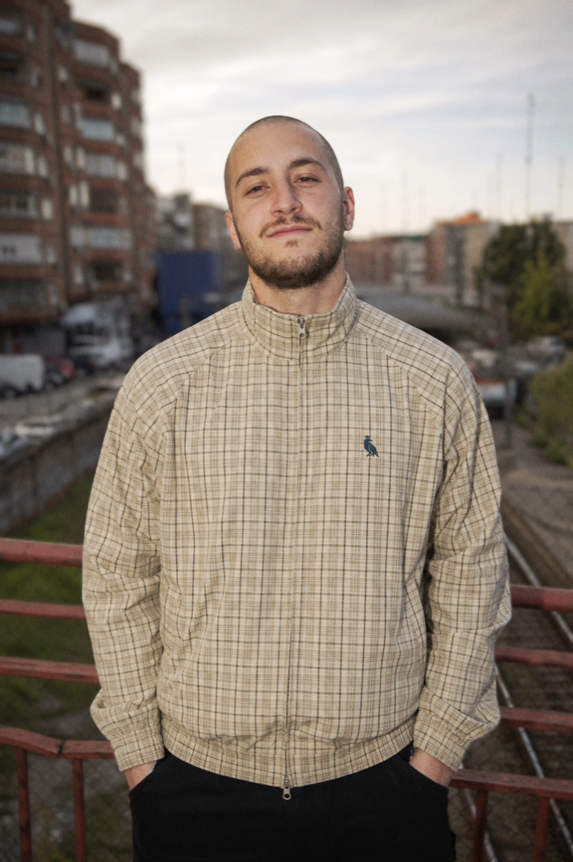 RUFF TERRACE — Tartán Crema